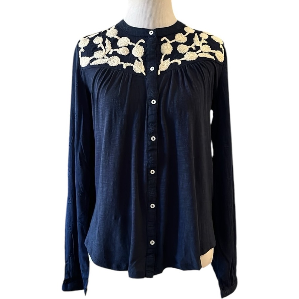 LUCKY BRAND LONG SLEEVE FLORAL EMBROIDERED BUTTON DOWN BLOUSE BLU WHT SIZE XS